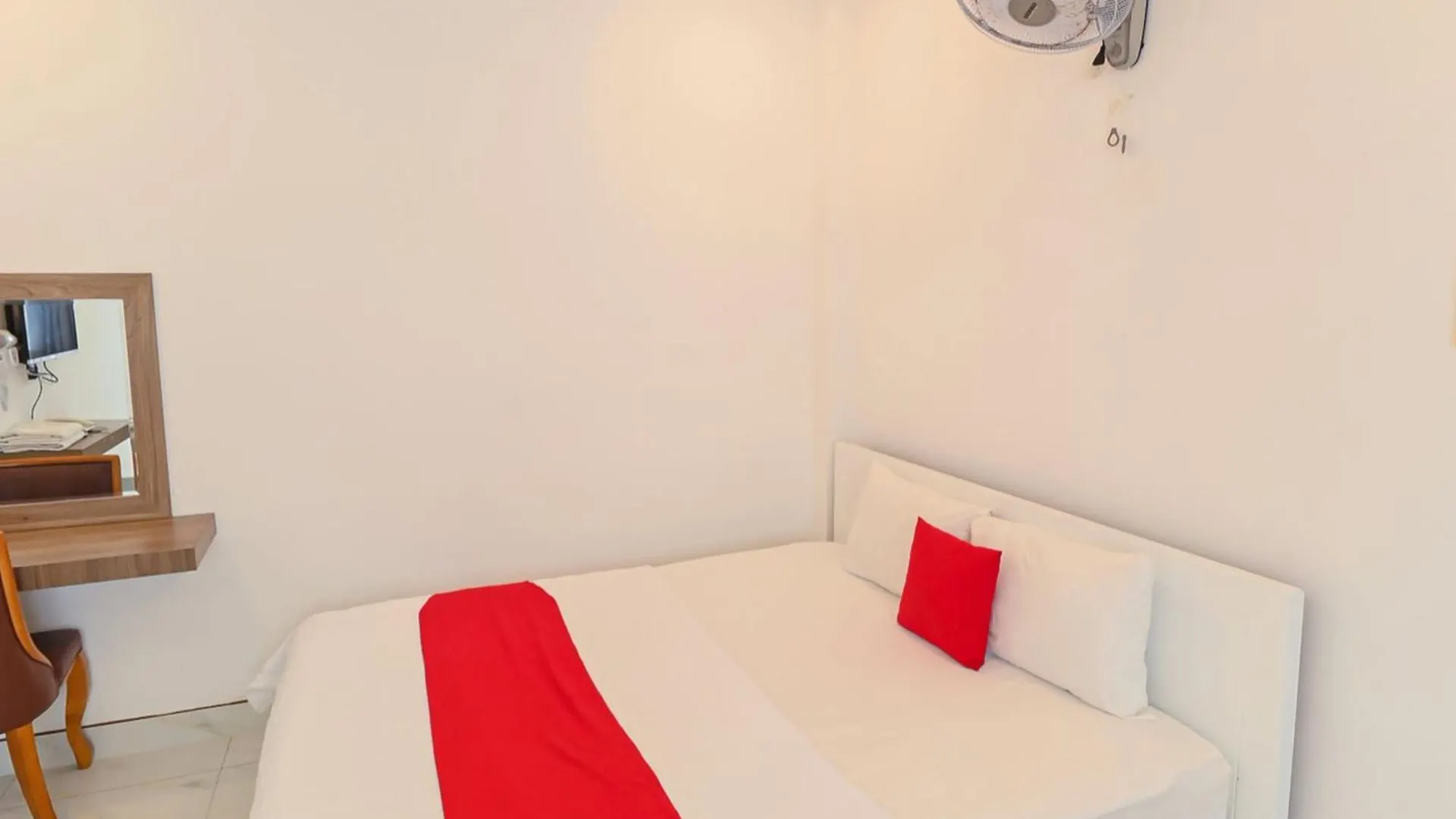 Tuyet Lan Hotel Vung Tau 2*,  Vietnam